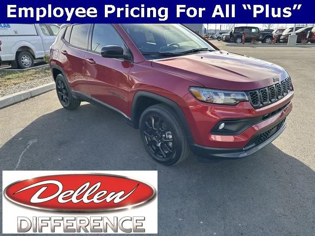 2025 Jeep Compass COMPASS LATITUDE 4X4