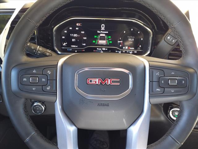 2024 GMC Sierra 1500 4WD Crew Cab Short Box Elevation with 3SB