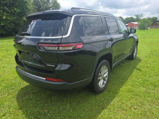 2022 Jeep Grand Cherokee L Laredo 4x2