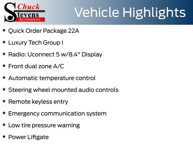 2022 Jeep Grand Cherokee L Laredo 4x2