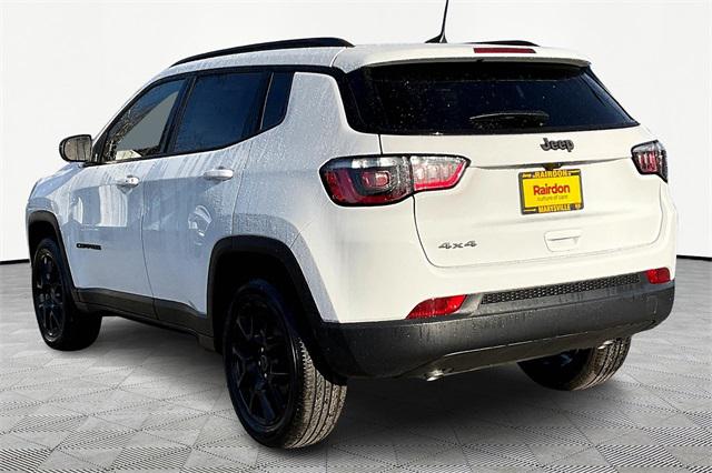 2025 Jeep Compass COMPASS LATITUDE 4X4