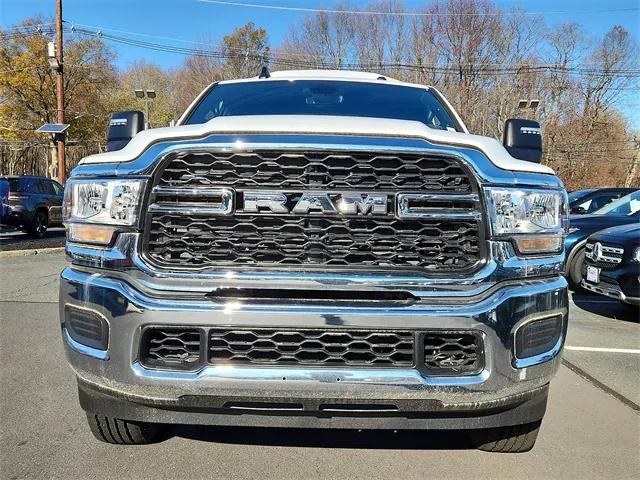 2023 RAM 2500 Tradesman Regular Cab 4x4 8 Box