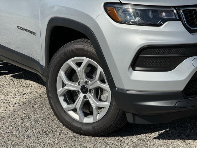 2025 Jeep Compass COMPASS SPORT 4X4