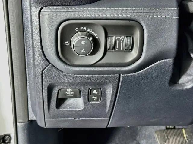 2021 Ram 1500 Limited Crew Cab 4x4 57 Box