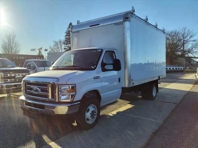2025 Ford E-350 Cutaway E-Series Cutaway