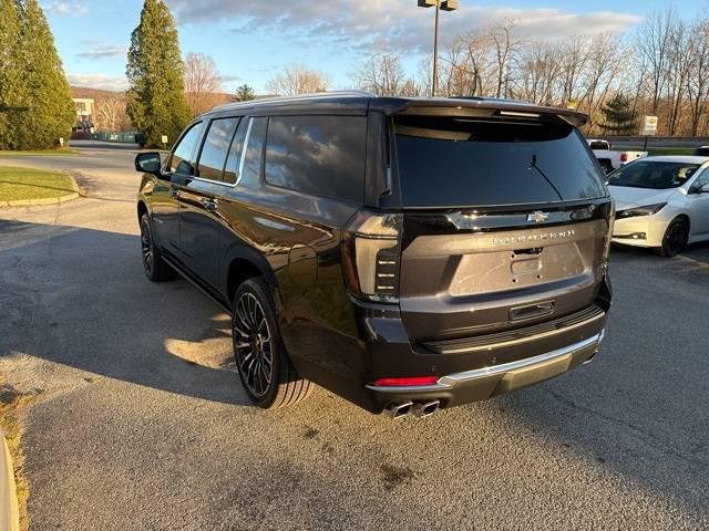 2025 Chevrolet Suburban 4WD High Country