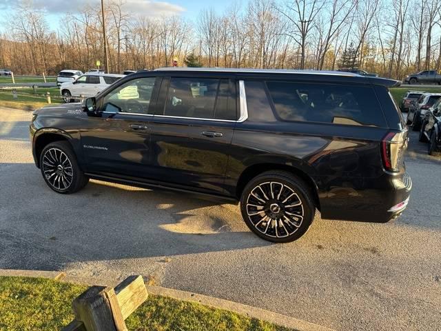 2025 Chevrolet Suburban 4WD High Country