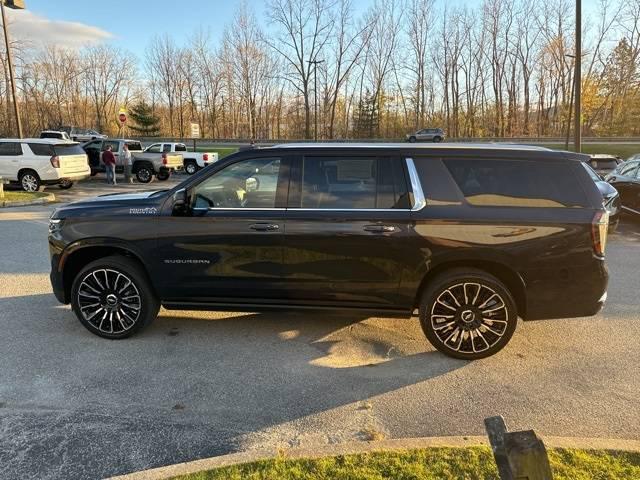 2025 Chevrolet Suburban 4WD High Country