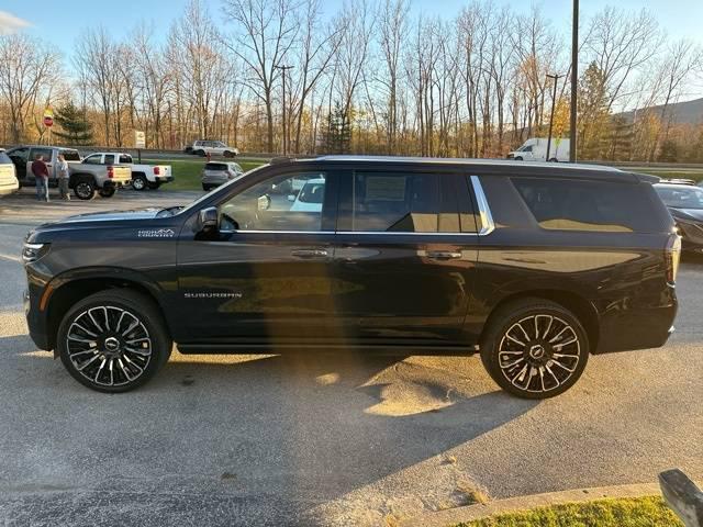 2025 Chevrolet Suburban 4WD High Country