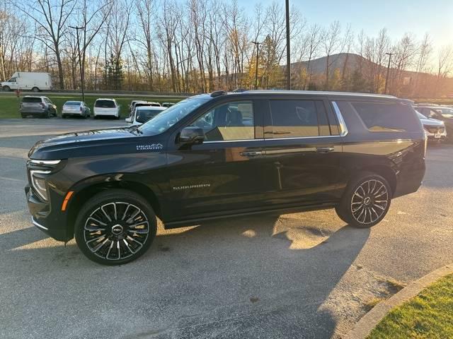 2025 Chevrolet Suburban 4WD High Country
