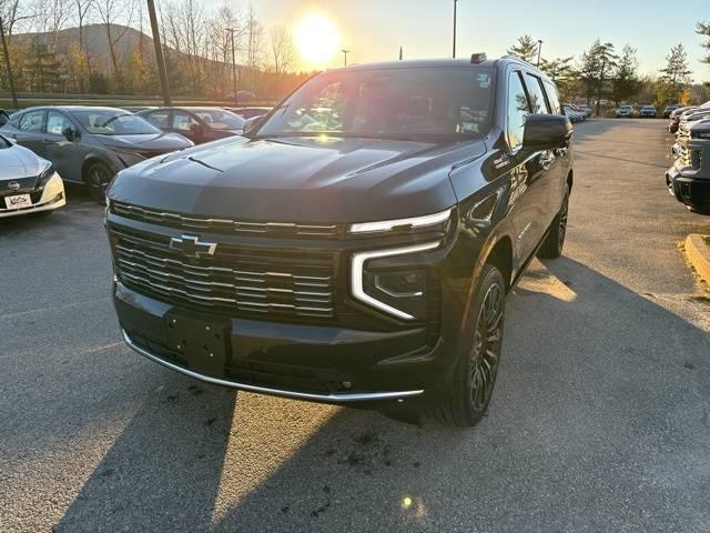 2025 Chevrolet Suburban 4WD High Country