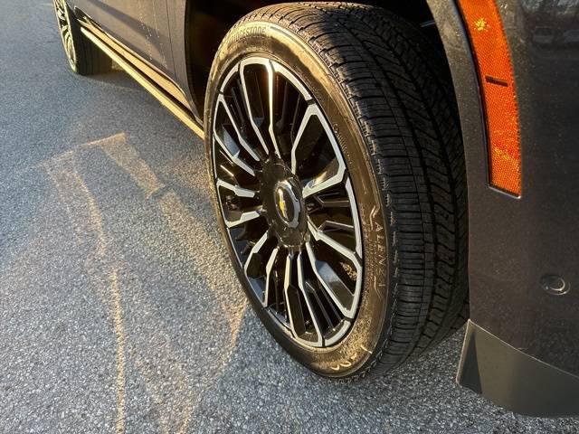 2025 Chevrolet Suburban 4WD High Country