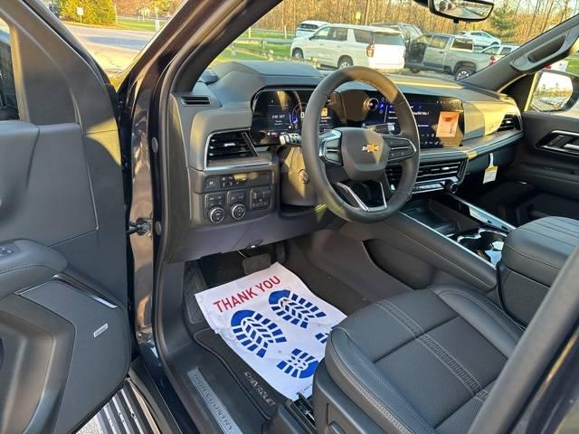 2025 Chevrolet Suburban 4WD High Country