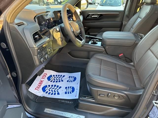 2025 Chevrolet Suburban 4WD High Country