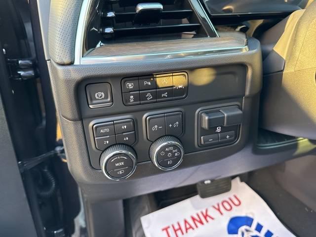 2025 Chevrolet Suburban 4WD High Country