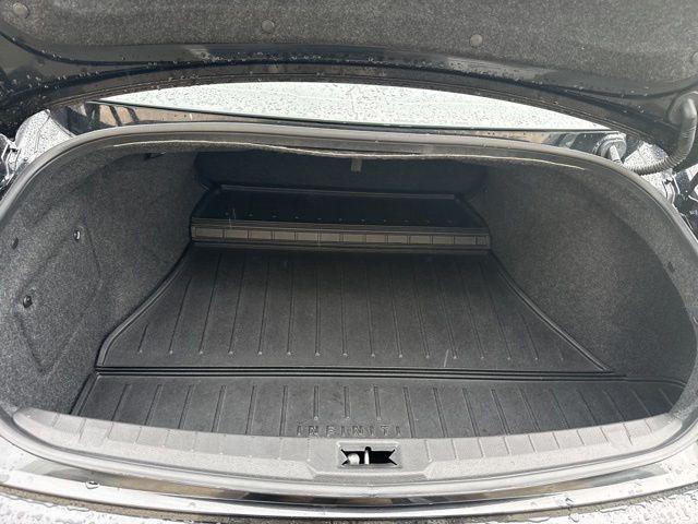 2022 INFINITI Q60 LUXE AWD