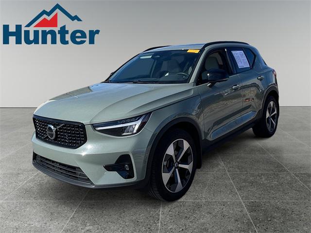 2023 Volvo XC40