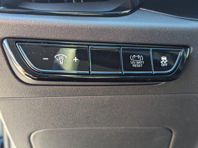 2025 Kia Niro LX