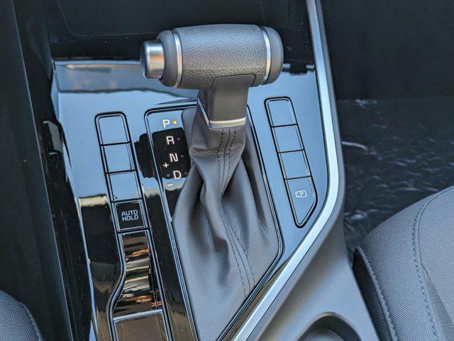 2025 Kia Niro LX