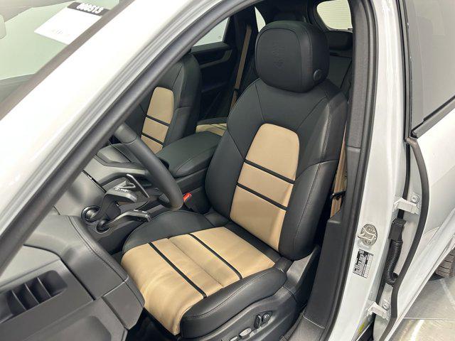 2025 Porsche Cayenne Cayenne