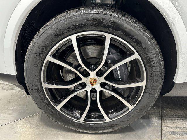 2025 Porsche Cayenne Cayenne