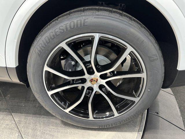 2025 Porsche Cayenne Cayenne