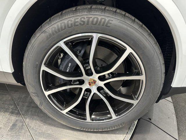2025 Porsche Cayenne Cayenne