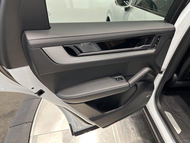 2025 Porsche Cayenne Cayenne
