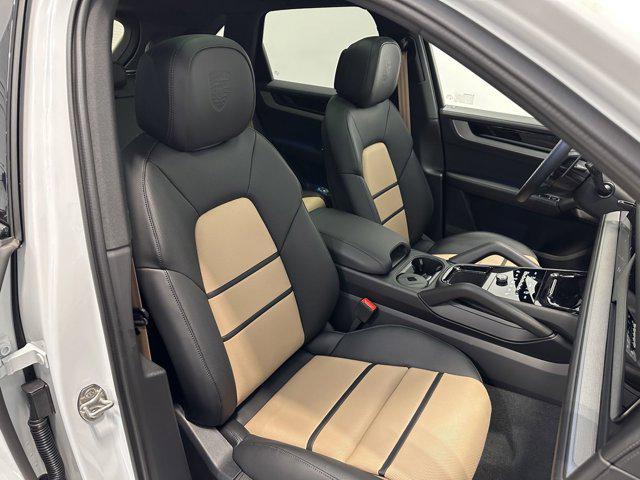 2025 Porsche Cayenne Cayenne