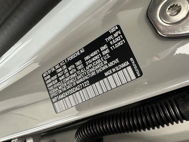 2025 Porsche Cayenne E-Hybrid Turbo