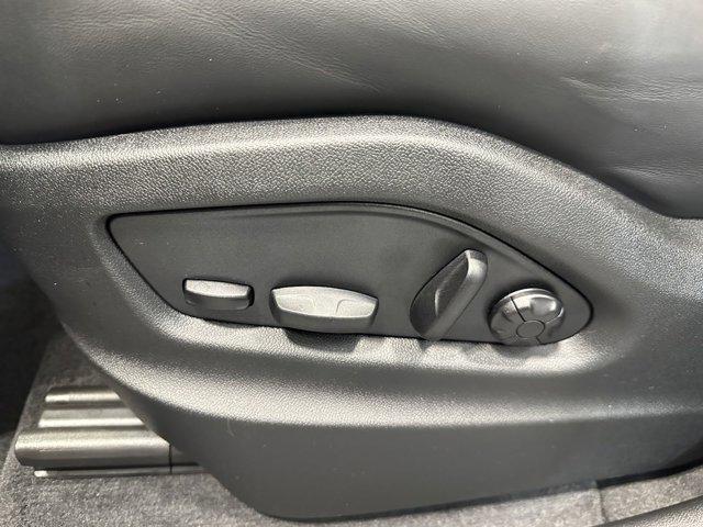 2025 Porsche Cayenne E-Hybrid Turbo
