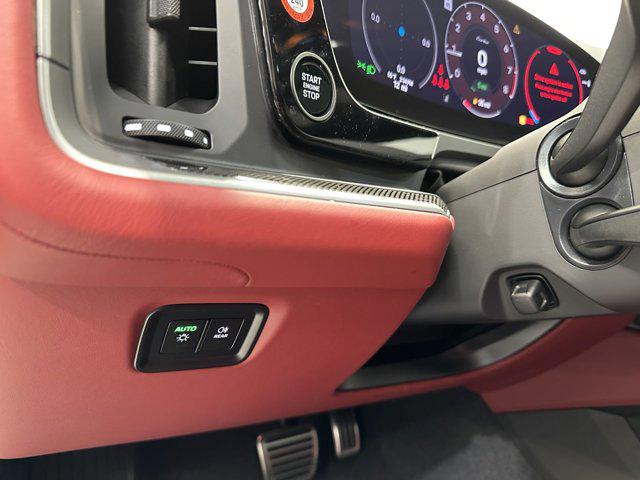 2025 Porsche Cayenne E-Hybrid Turbo
