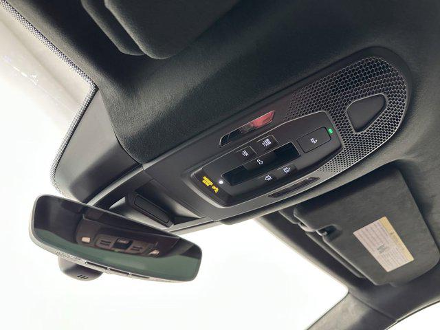 2025 Porsche Cayenne E-Hybrid Turbo