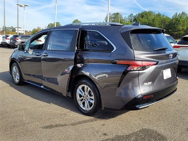 2025 Toyota Sienna Limited