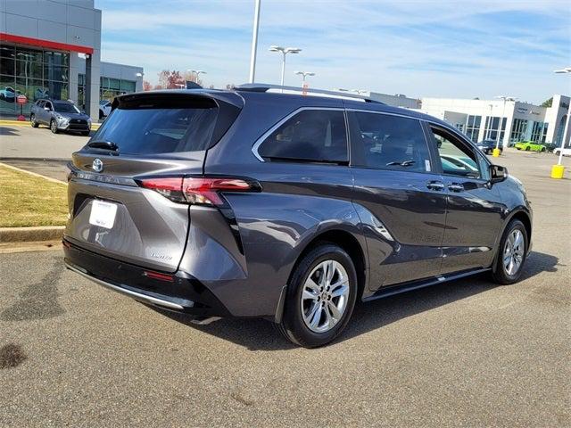 2025 Toyota Sienna Limited