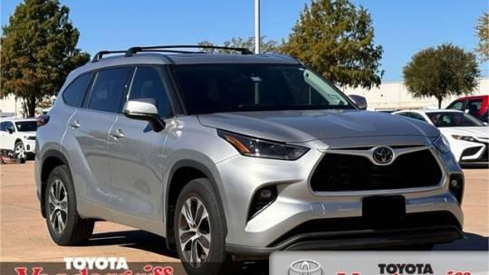 2021 Toyota Highlander XLE for sale in Arlington, TX