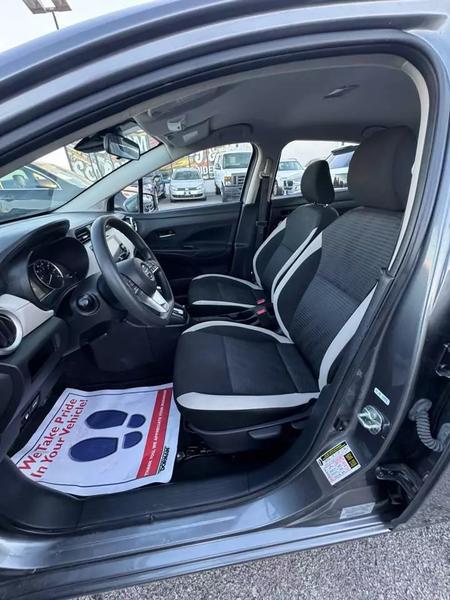 2021 Nissan Versa SV Xtronic CVT