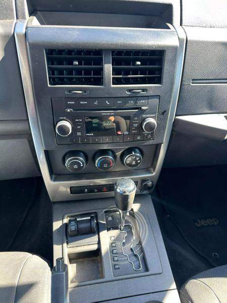 2011 Jeep Liberty Sport