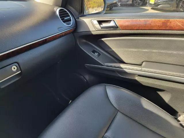 2010 Mercedes-Benz GL 4MATIC