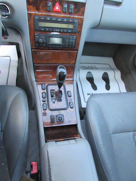 2001 Mercedes-Benz E 320 E 320 Sedan 4D