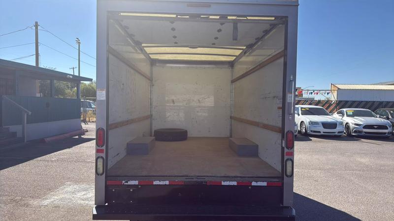 2015 GMC Savana Cutaway 3500