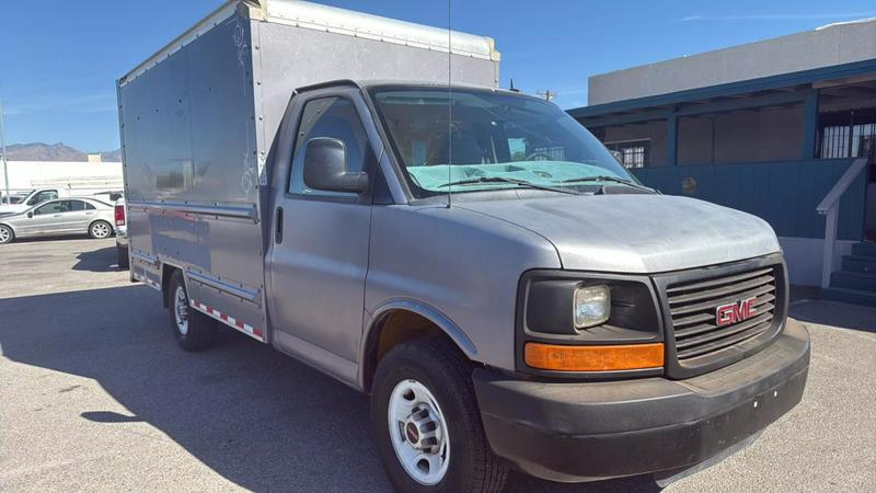 2015 GMC Savana Cutaway 3500