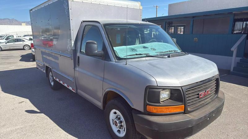 2015 GMC Savana Cutaway 3500