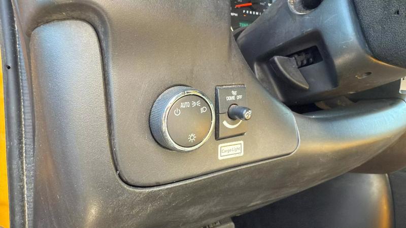 2015 GMC Savana Cutaway 3500