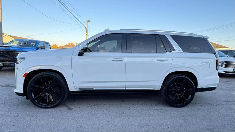 2021 Cadillac Escalade 2WD Premium Luxury