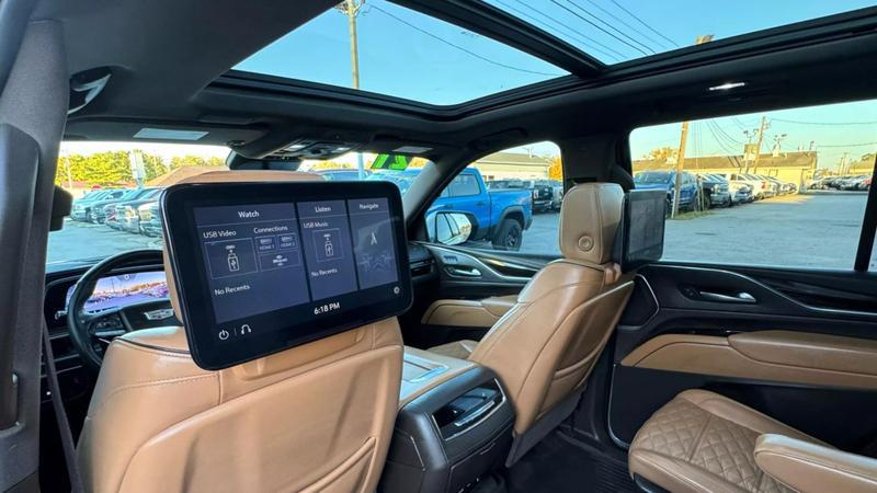 2021 Cadillac Escalade 2WD Premium Luxury