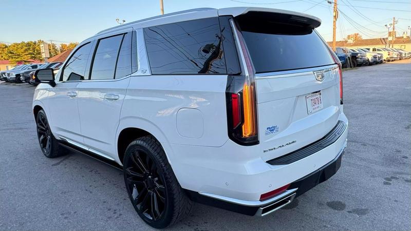 2021 Cadillac Escalade 2WD Premium Luxury