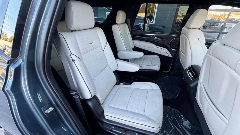2021 Cadillac Escalade 4WD Sport
