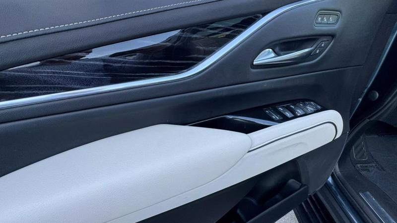 2021 Cadillac Escalade 4WD Sport