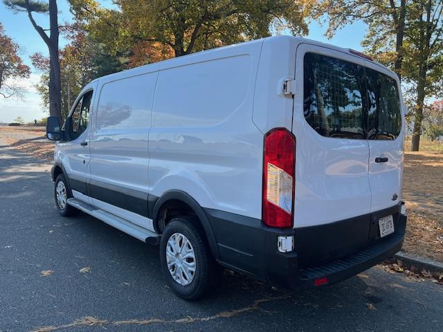 2019 Ford Transit Low Roof w/60/40 Side Door w/RWB Van 3D